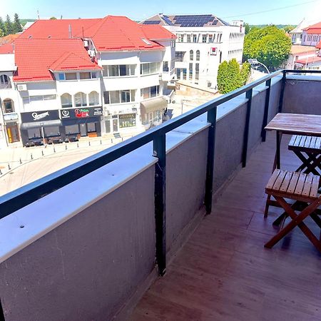 Old Town View- Ultracentral Apartment Tergovistye Kültér fotó
