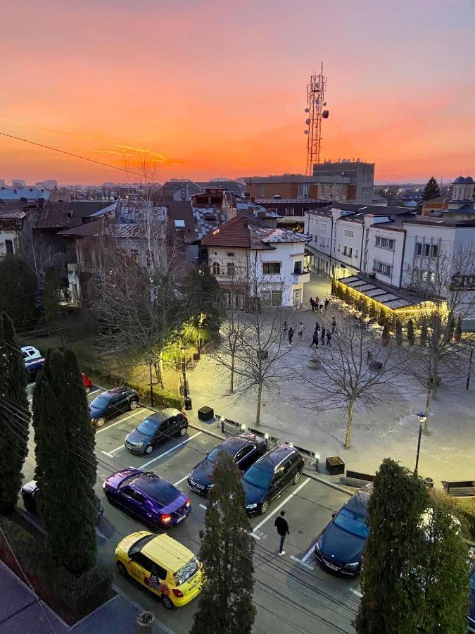 Old Town View- Ultracentral Apartment Tergovistye Kültér fotó
